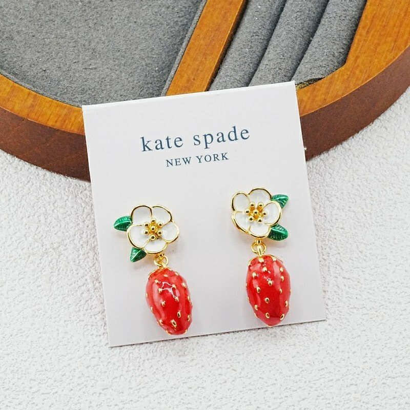 KS ♤ Earrings Strawberry