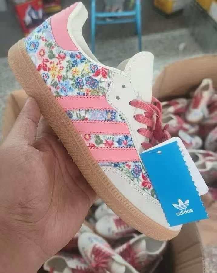 Adi Floral Sneakers