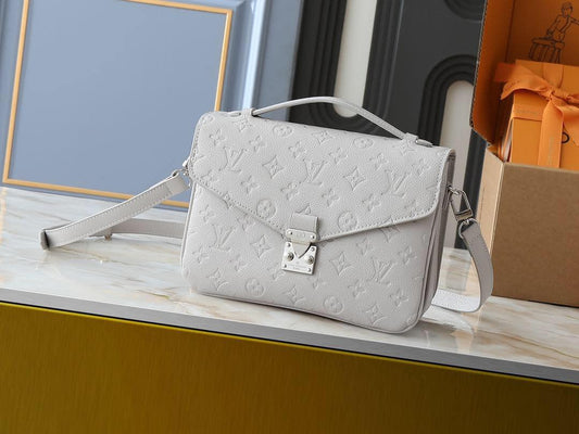 L Diane Bag Soft Grey