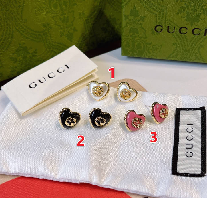 G*G Earrings Heart Stud