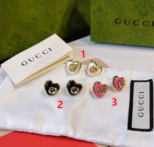 G*G Earrings Heart Stud