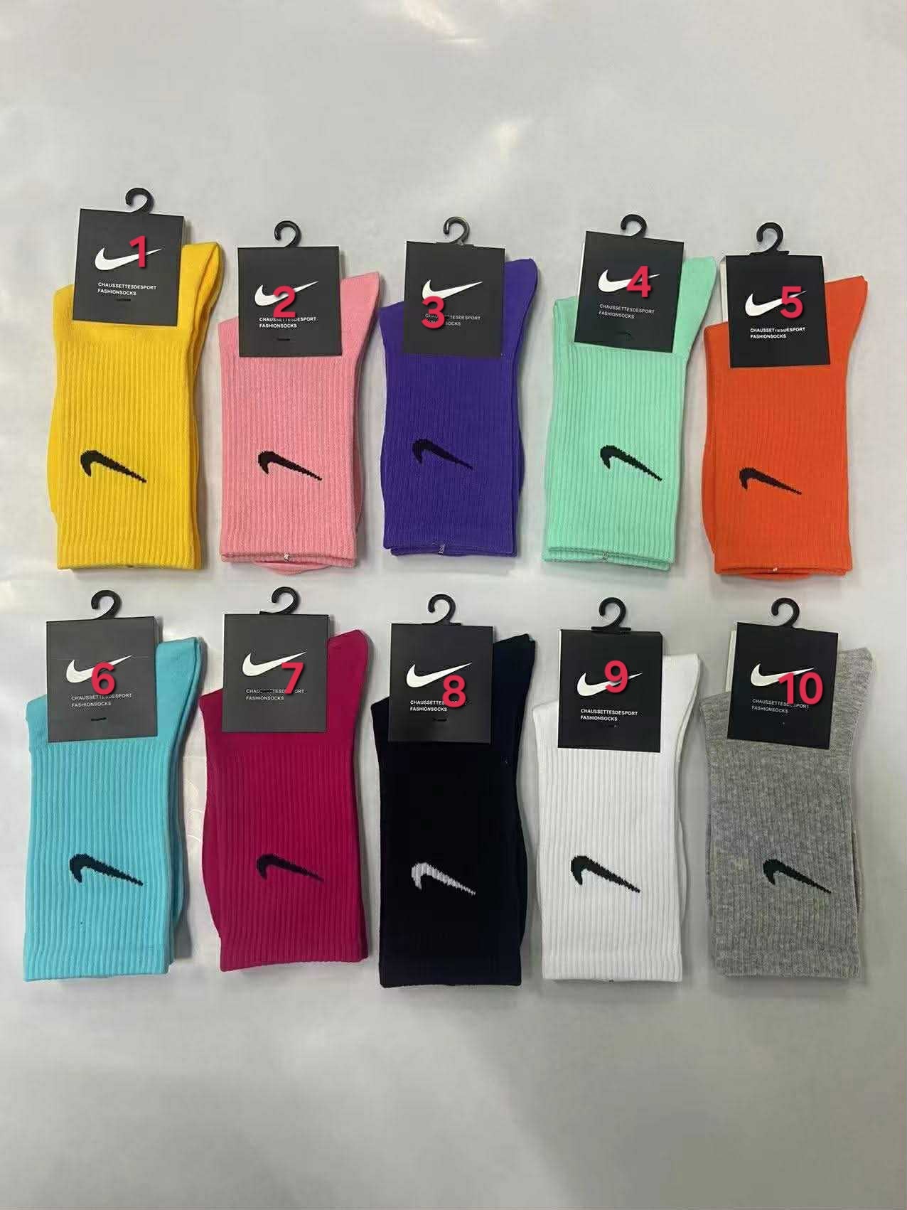 NKE Socks Solid Tall