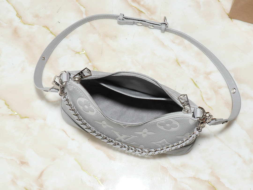 L Grey/ White Mono Bag