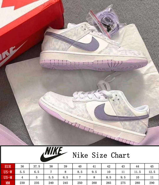 NKE White/Purple Sneaker
