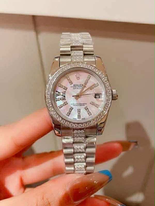 R Silver/Pearl Watch
