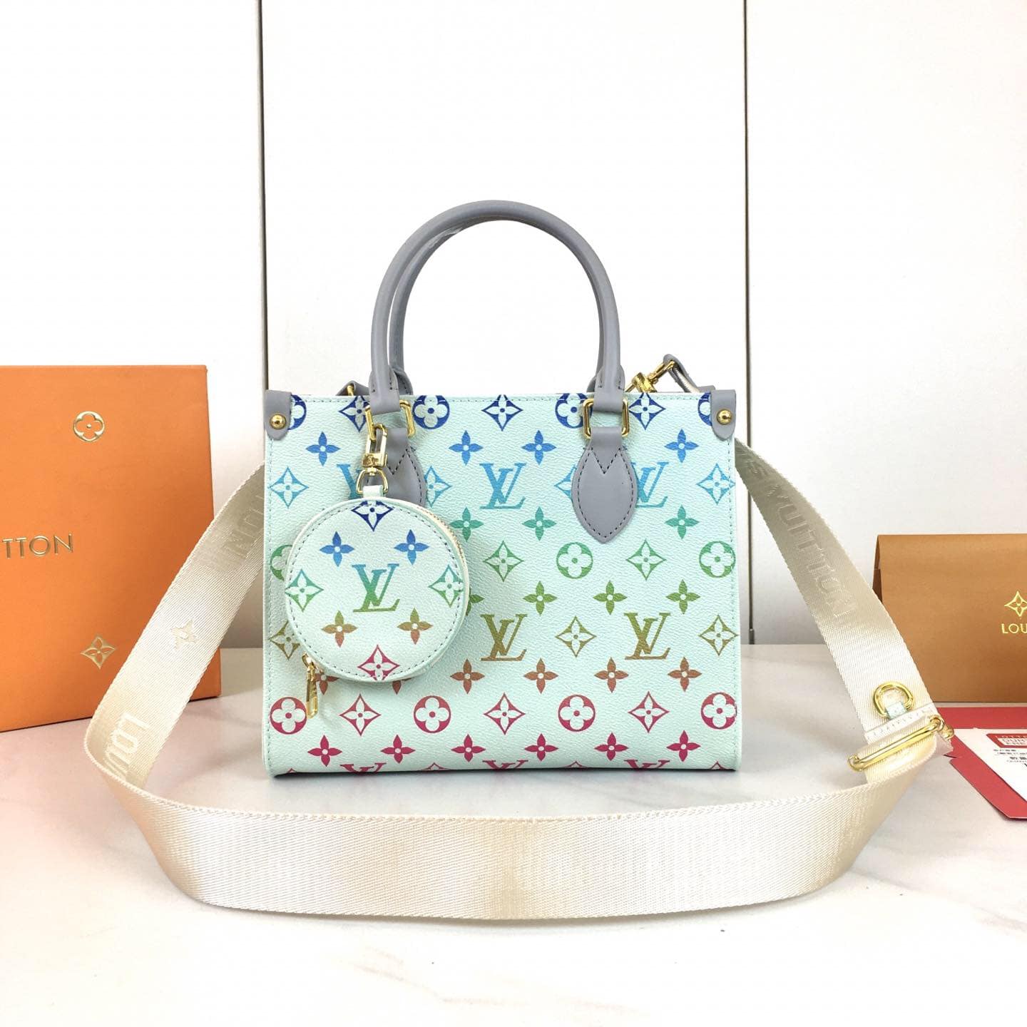 L On The Go White/Ombre