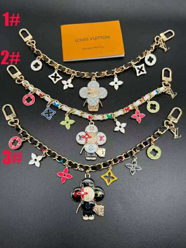 L Bag Chain Charm