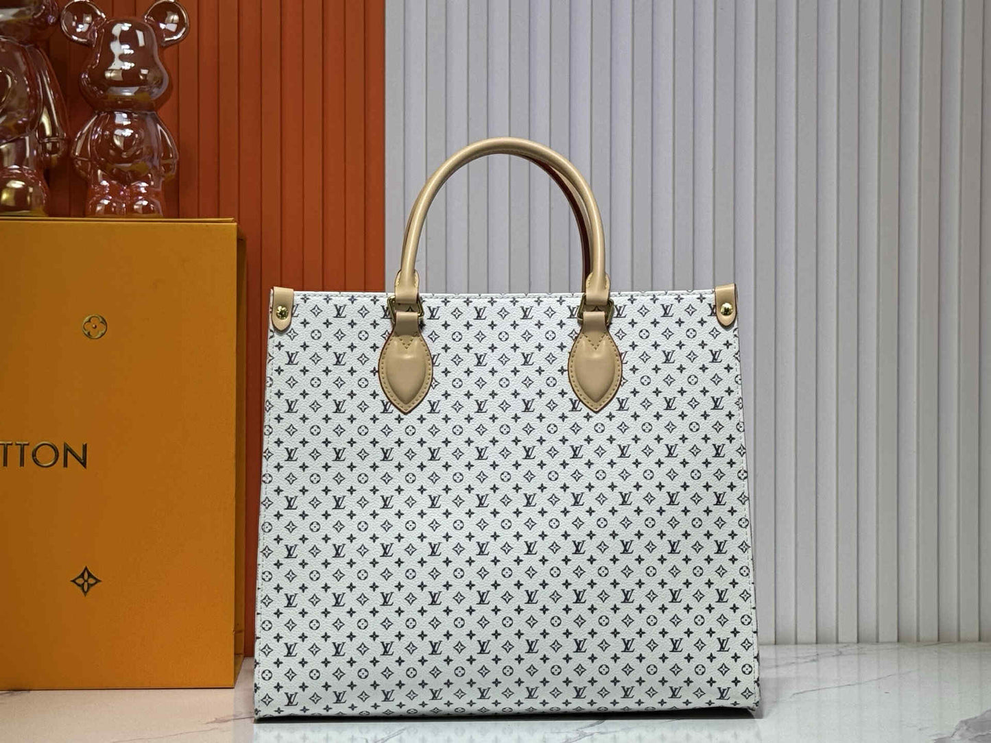 L Small Mono Print Bag White