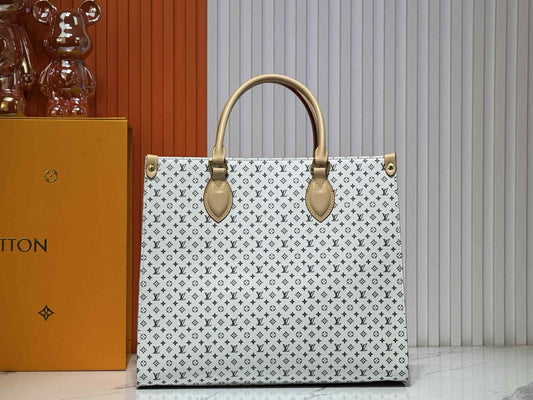 L Small Mono Print Bag White