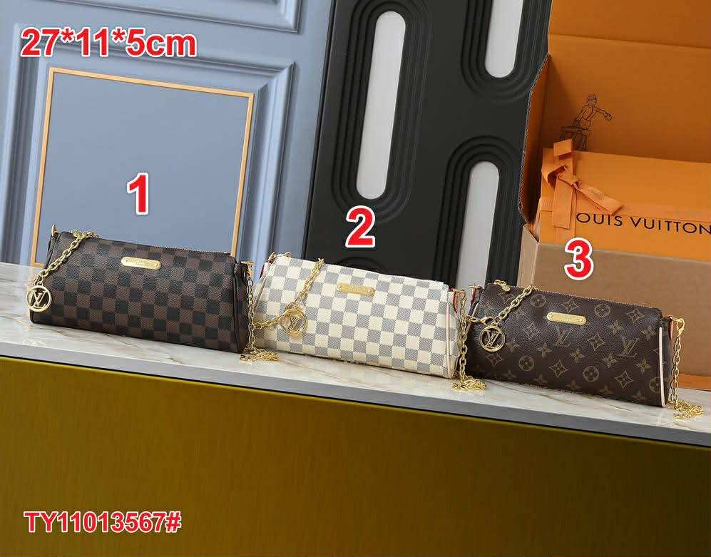 L Pouchette Bags