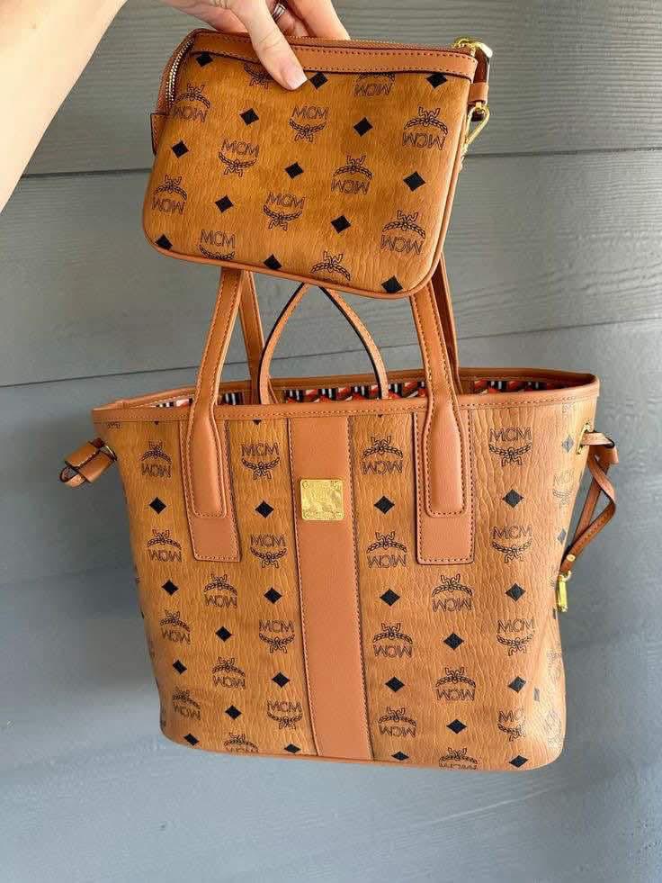 M.C.M. Bag w Insert