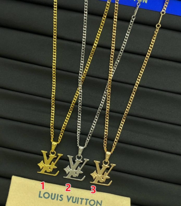 L Logo Thick Chain Necklaces
