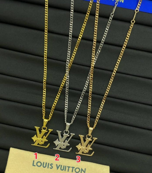 L Logo Thick Chain Necklaces
