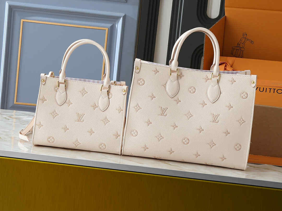 L Cream Crossbody Bag Mid/Small