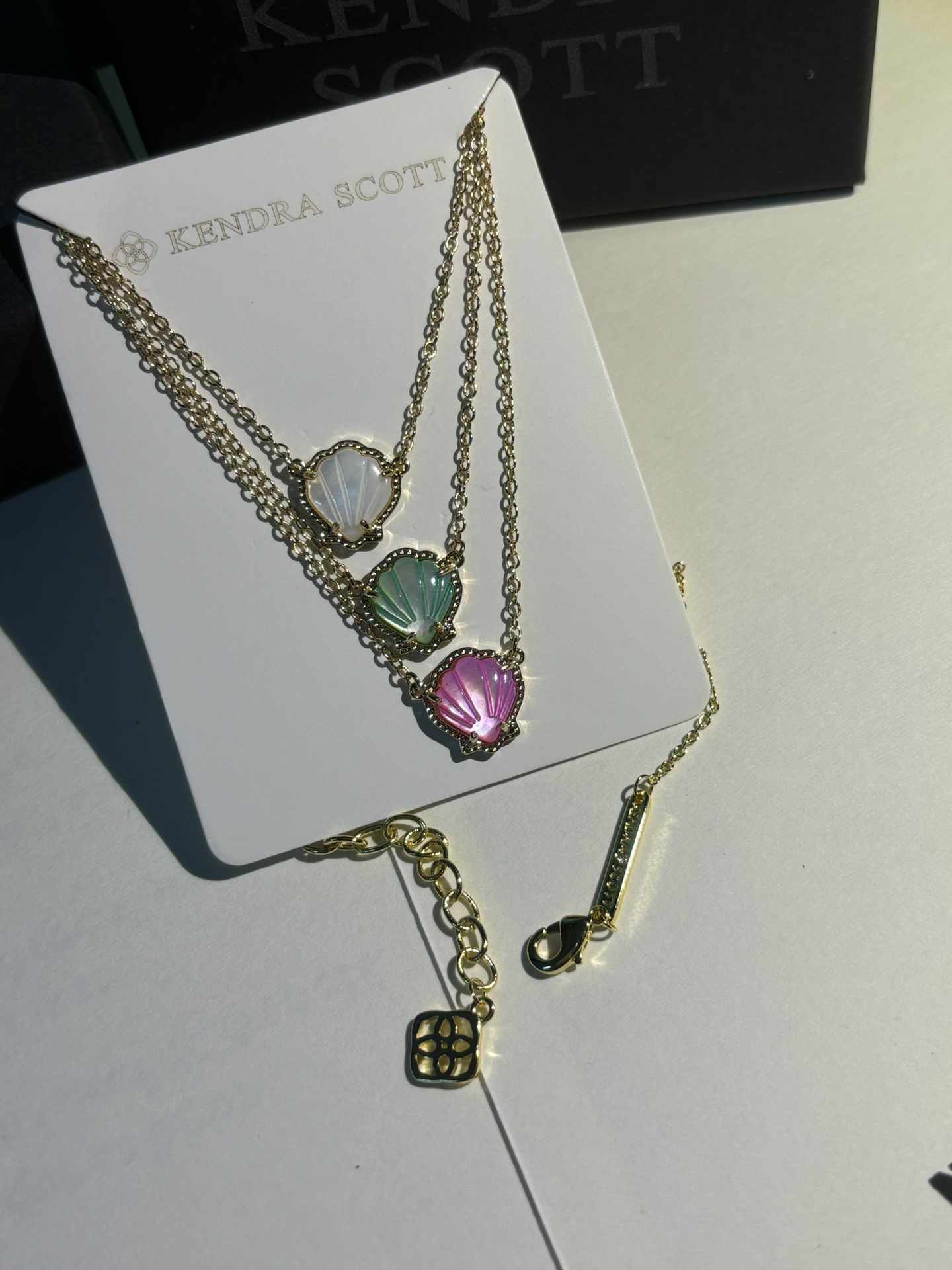 K E N D R A Shell Necklace