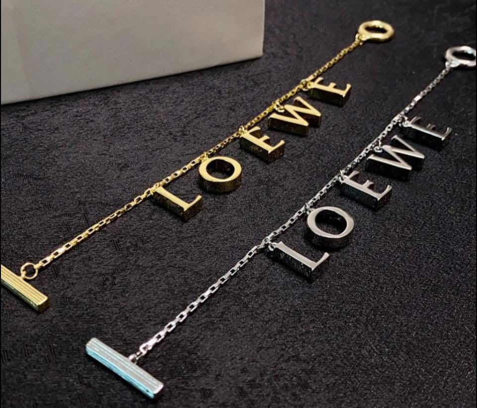 Lo Ewe Charm