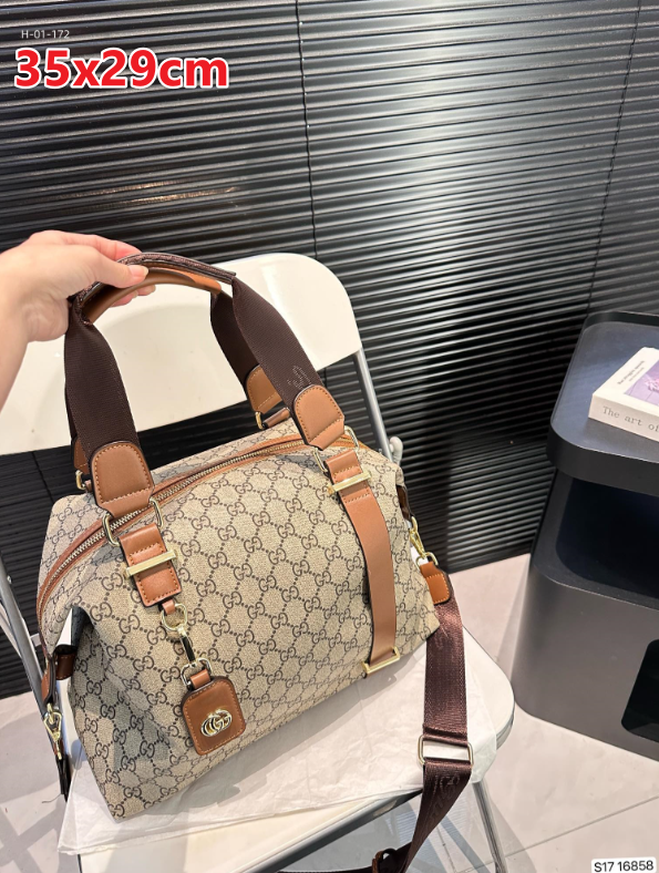 G*G Mono Shoulder Bag