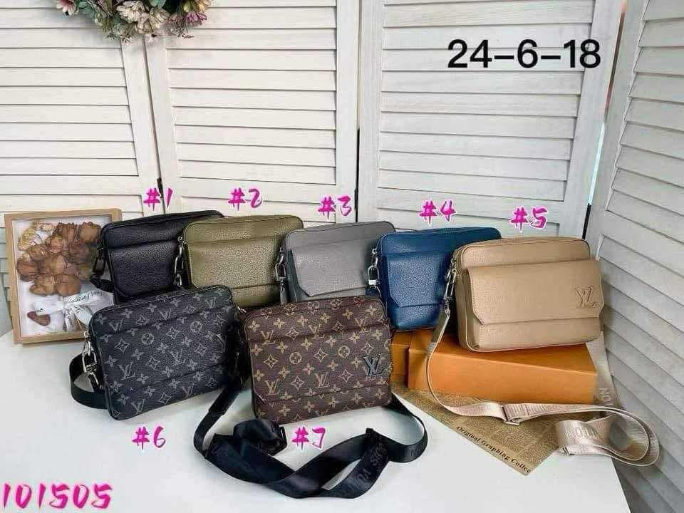 L Unisex Mono Messenger Bag