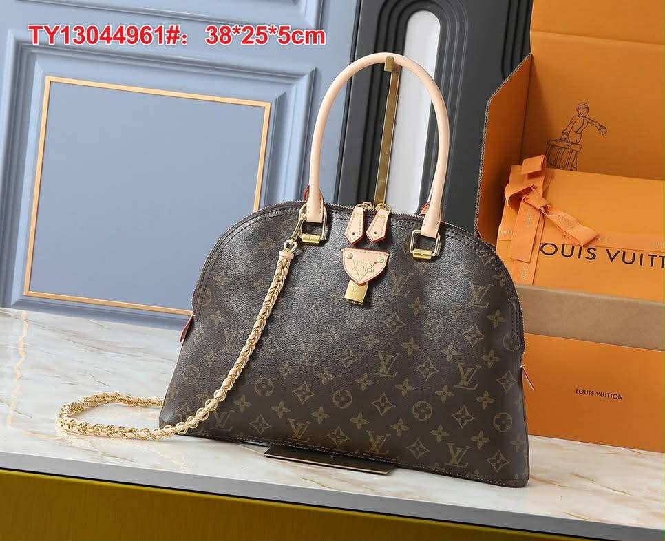 L Classic Chain Bag