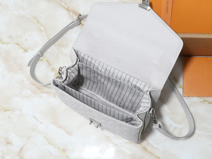 L Diane Bag Soft Grey