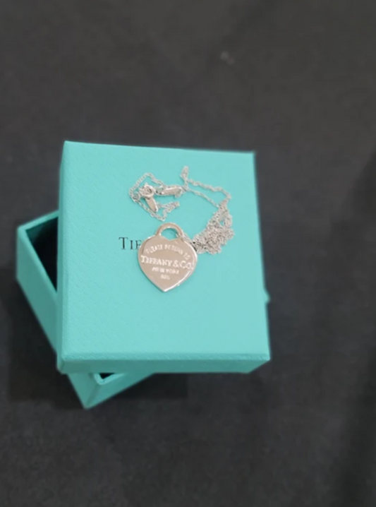 T Classic Heart Necklace