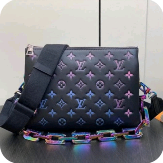 Black Oil Slick Coussin Bag