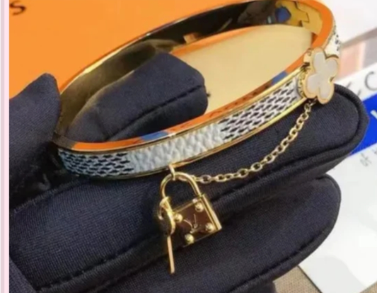 L Lock&Key Bangle Bracelet